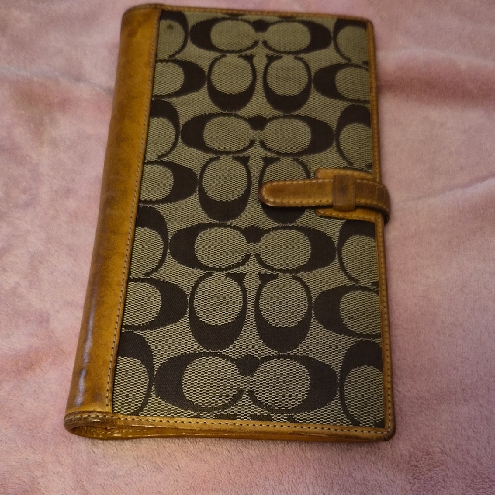 Coach Tan And Brown Signature Wallet